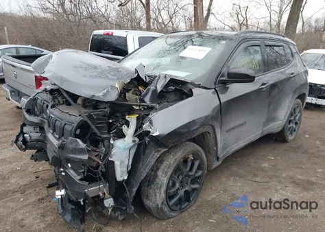 2022 Jeep Compass Altitude 4X4 from USA, damaged, VIN 3C4NJDBB2NT184828